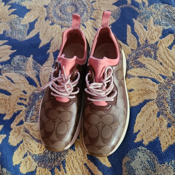 Coach Women’s C270 Signature Tech Runner Size 10B Color Khaki/Saddle C5774 - Picture 2 of 7